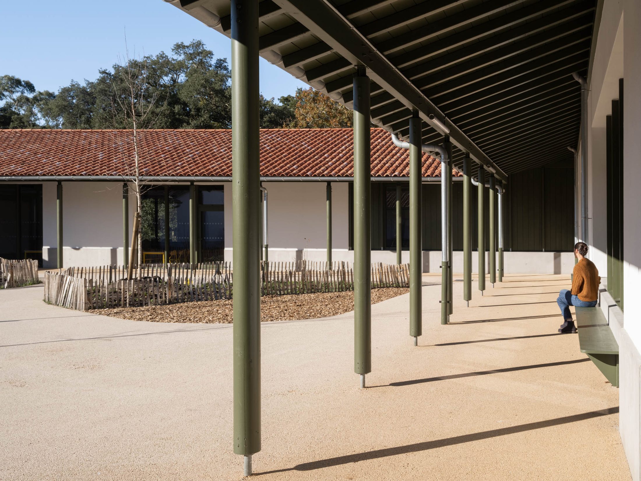 GROUPE SCOLAIRE — visuel 3